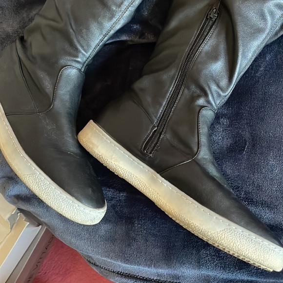 Hot! Faux leather LFL thigh high sneakers - Picture 3 of 9